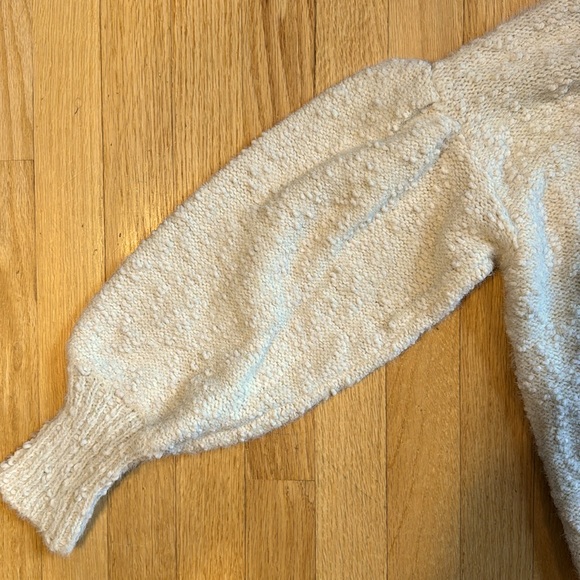 New Lush Tula Balloon Sleeve Cream Sweater (Small) - Picture 3 of 8